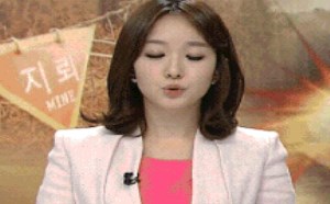 恶搞韩国女主播动态gif动态图：百变女主播
