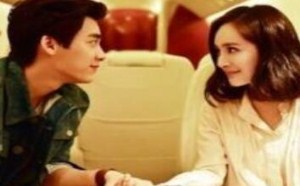 杨幂为李易峰打胎的真相！还是床上插起火花了？