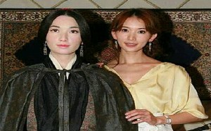 像不像明星蜡像照片对比林志玲蜡像照片